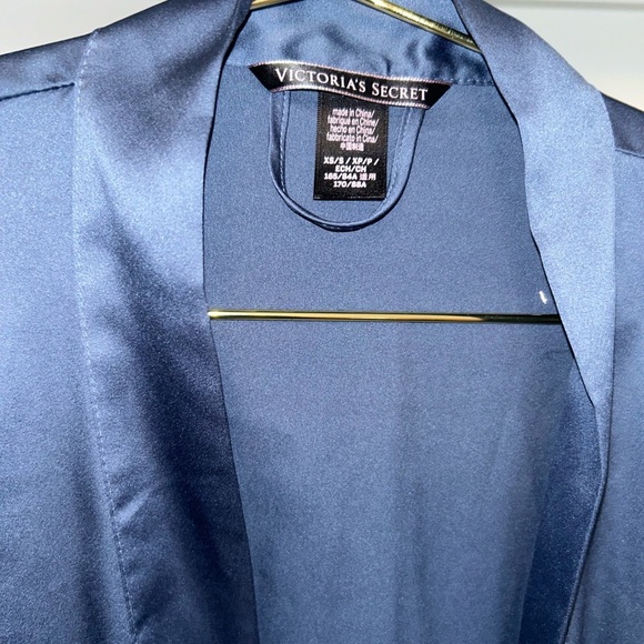 Silky Blue Kimono Robe - Picture 2 of 2